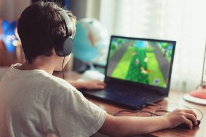 Using computer games to learn